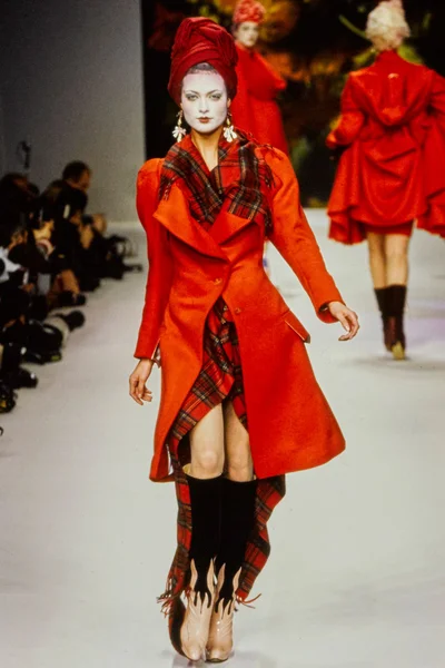 Look 6